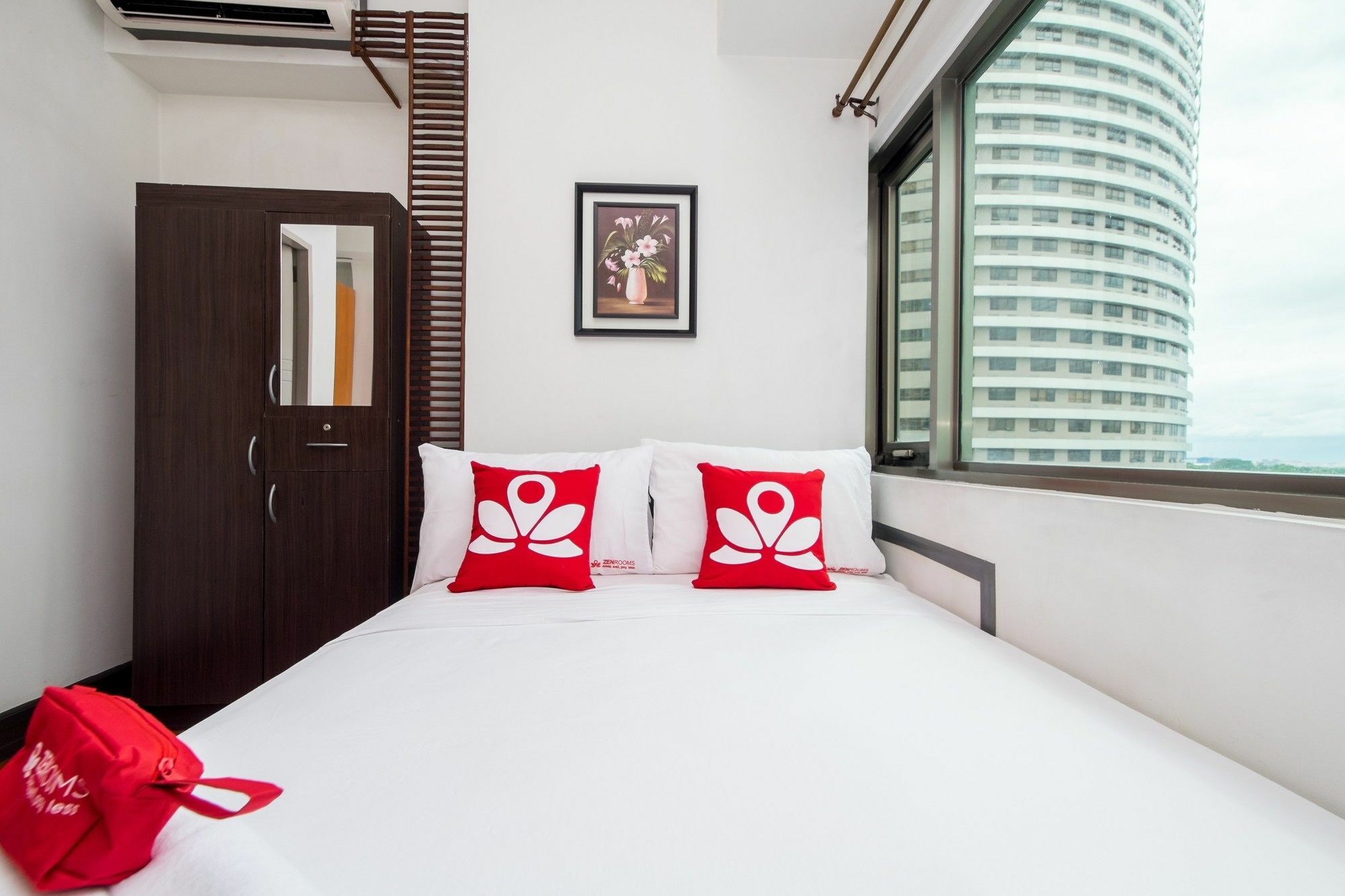 Zen Home Forbeswood Parklane Bgc ตากิก ภายนอก รูปภาพ
