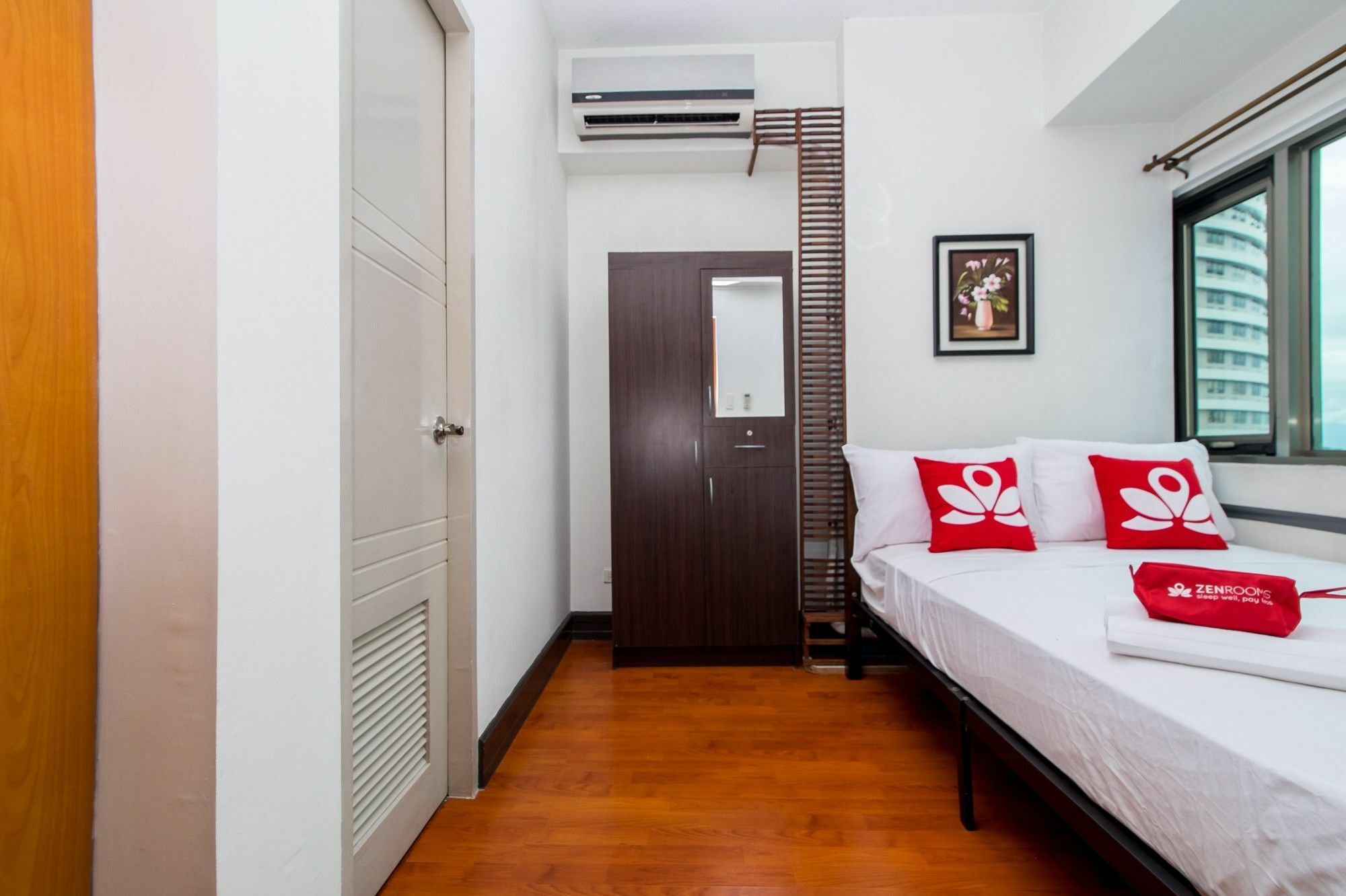 Zen Home Forbeswood Parklane Bgc ตากิก ภายนอก รูปภาพ