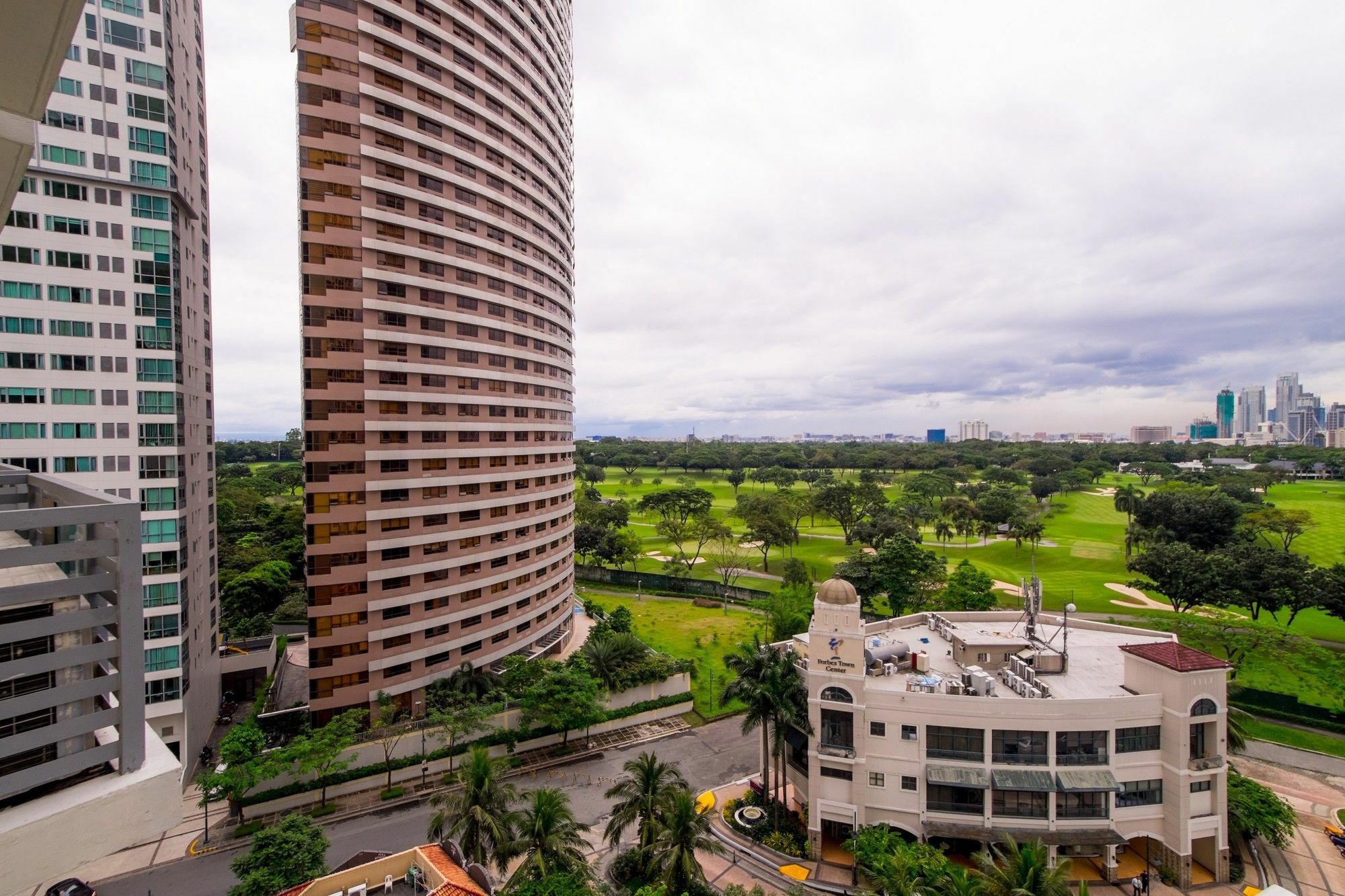 Zen Home Forbeswood Parklane Bgc ตากิก ภายนอก รูปภาพ